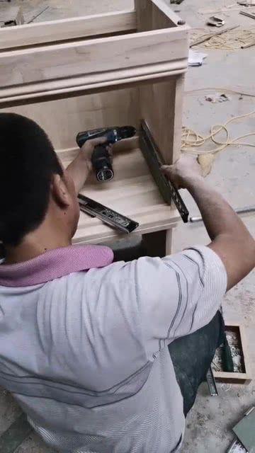 床头柜抽屉安装视频教程,轻松掌握家居DIY技巧
